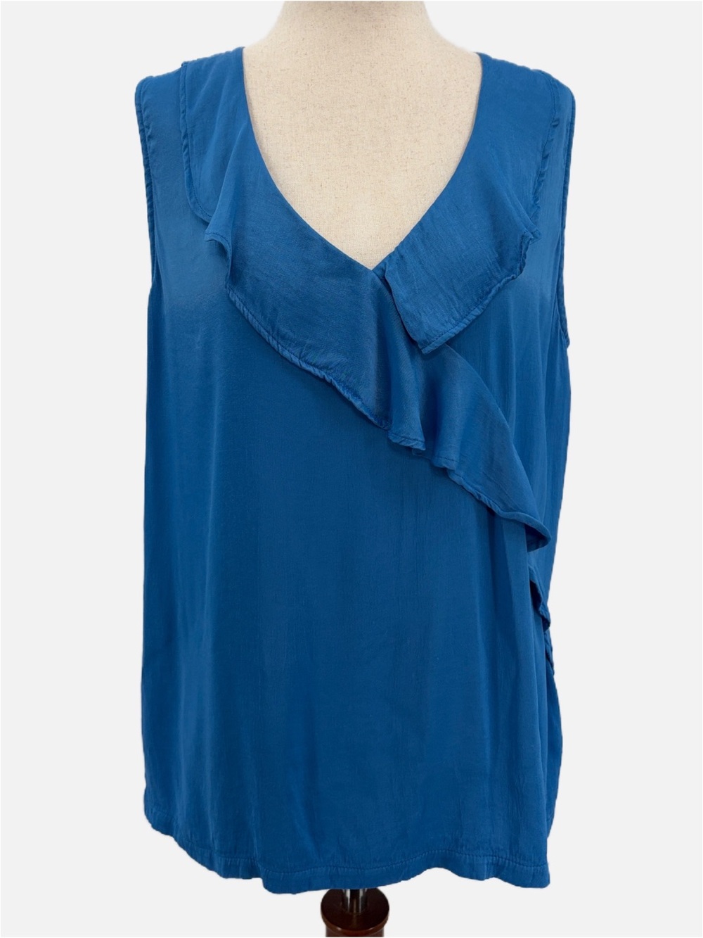 Kettlewell Blue Sleeveless V-Neck Ruffle Top LL US 12